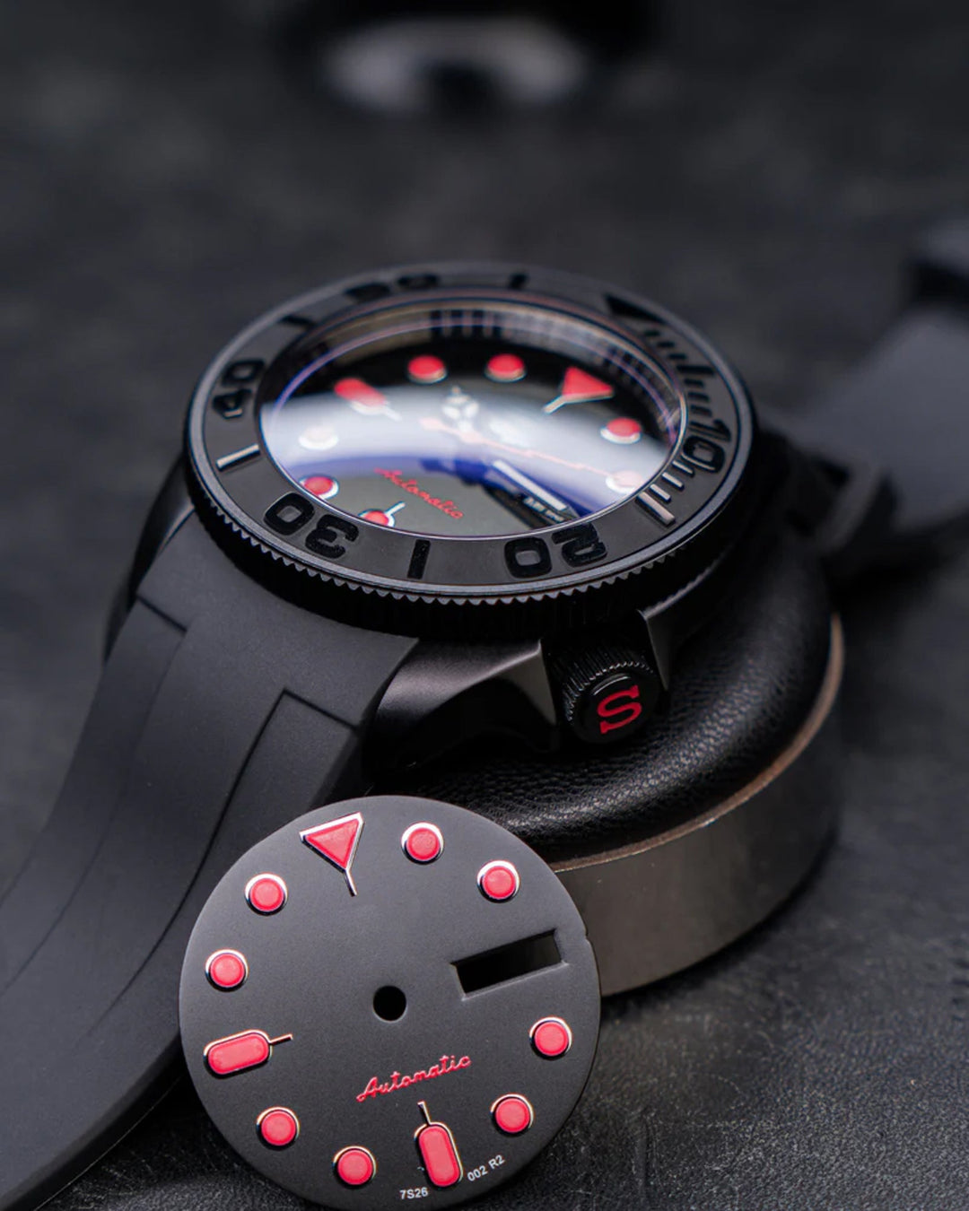 Stealth Blood Moon - Chrono Canada