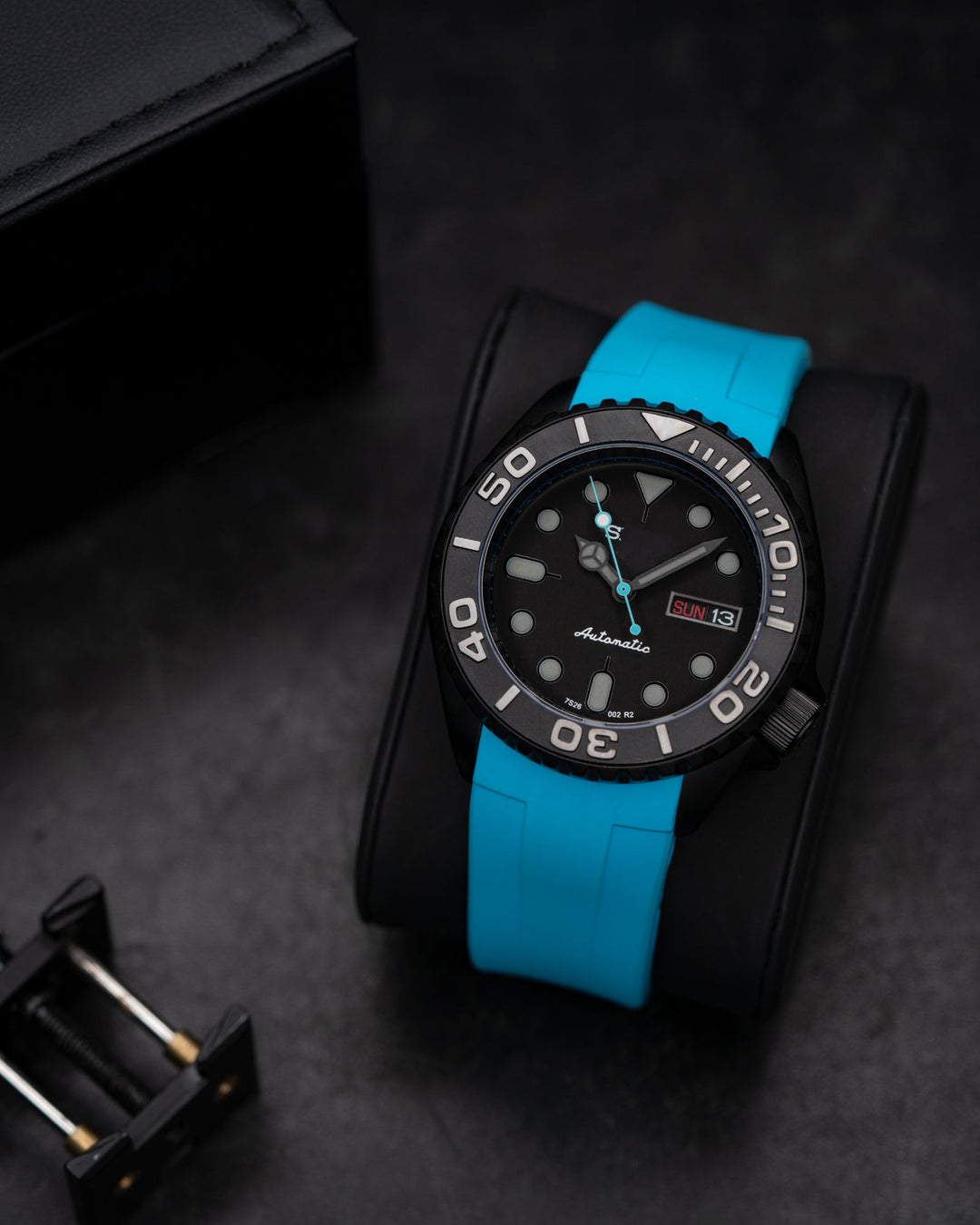 Stealth Blue Halo - Chrono Canada