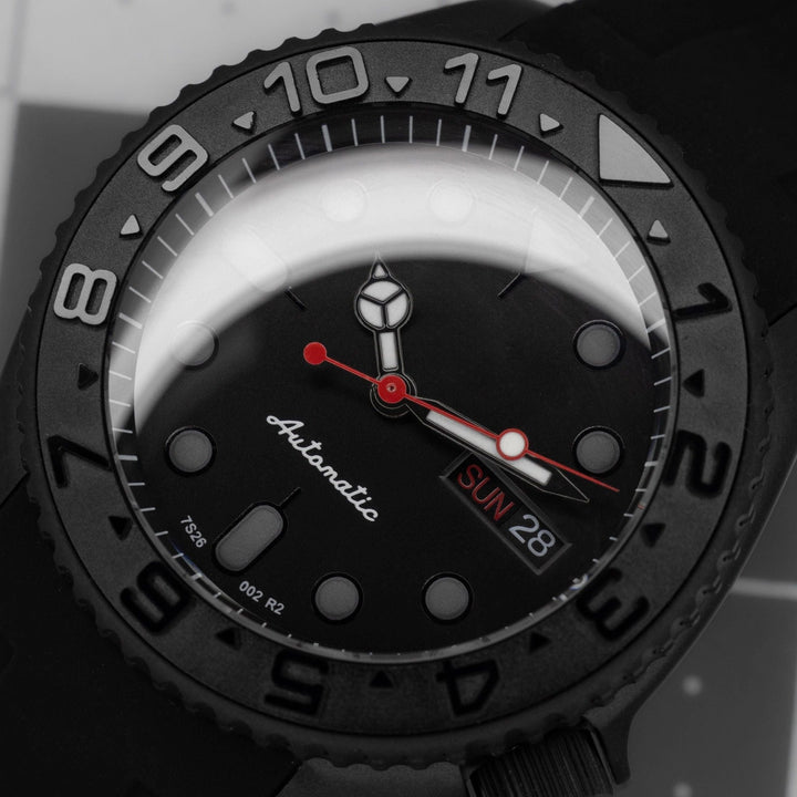 Stealth Red Commander - Chrono Canada
