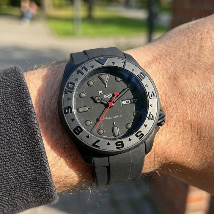 Stealth Red Commander - Chrono Canada