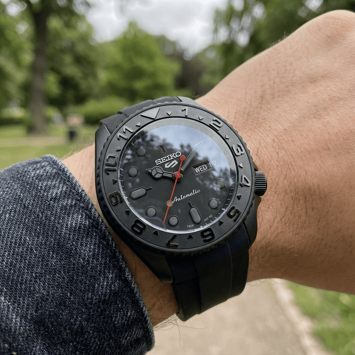 Stealth Red Commander - Chrono Canada
