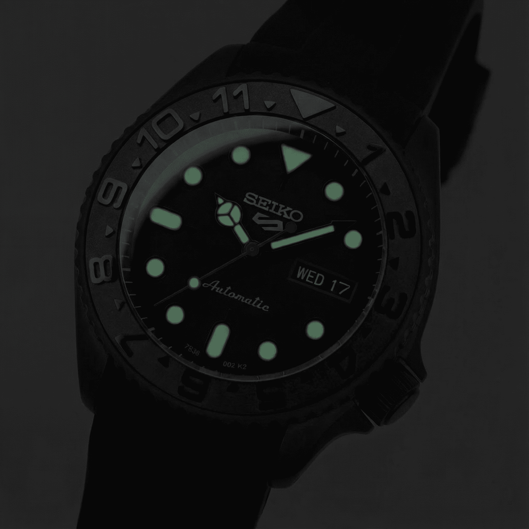 Stealth Red Commander - Chrono Canada