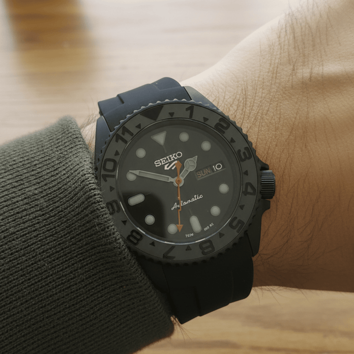 Stealth Red Strike - Chrono Canada