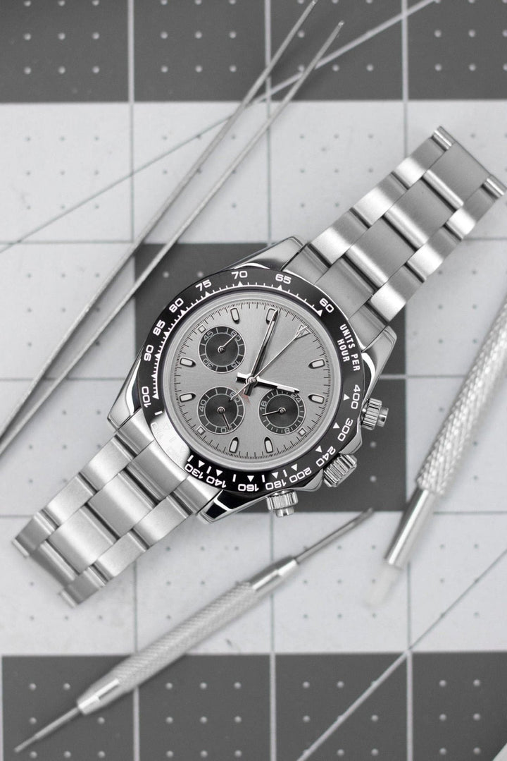 Steel Ghost Chronograph - Chrono Canada