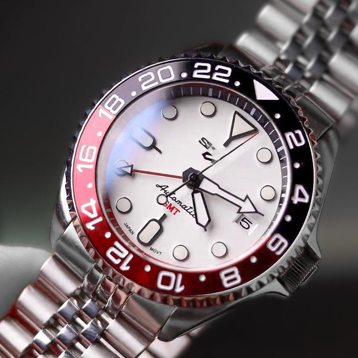 White Pop 5 - Chrono Canada