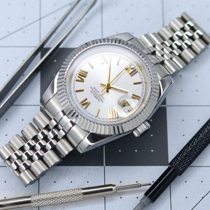 White Roman DJ - Chrono Canada