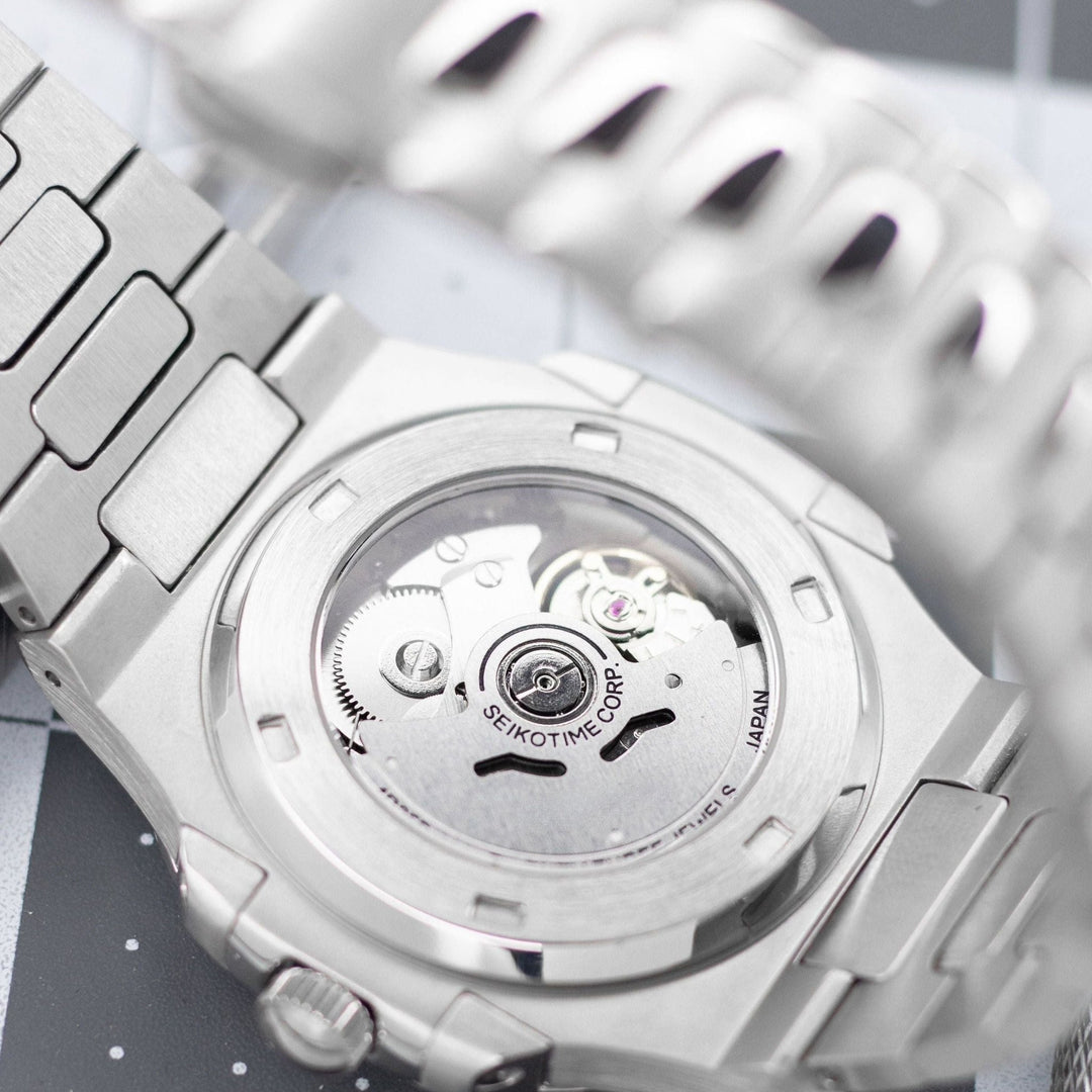 White Skeleton Naut - Chrono Canada